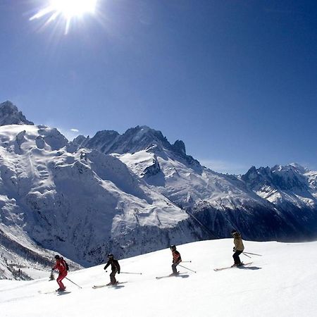 Apartment Midi Loft - A Central Chamonix Mountain Haven Экстерьер фото