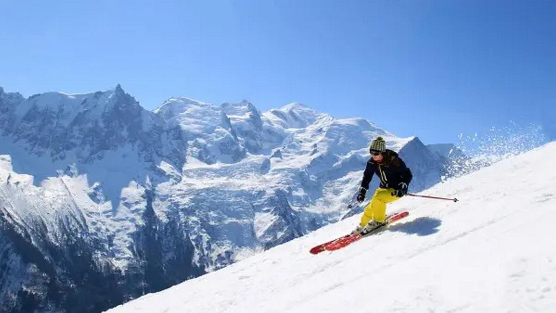 Apartment Midi Loft - A Central Chamonix Mountain Haven Экстерьер фото